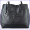 Egyszerű női válltáska karikával, műbőr, fekete lupusbag-hu 2