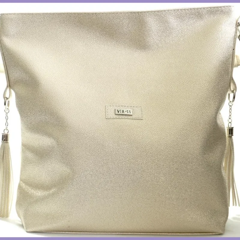 Nagyméretű női válltáska