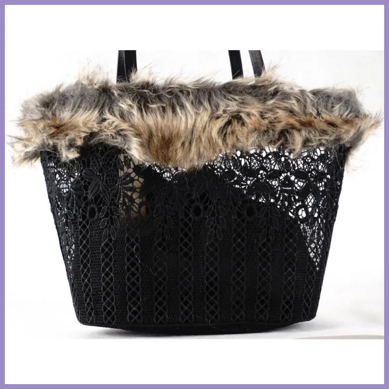 Nagyméretű szőrmés válltáska csipkéből, fekete lupusbag-hu 2