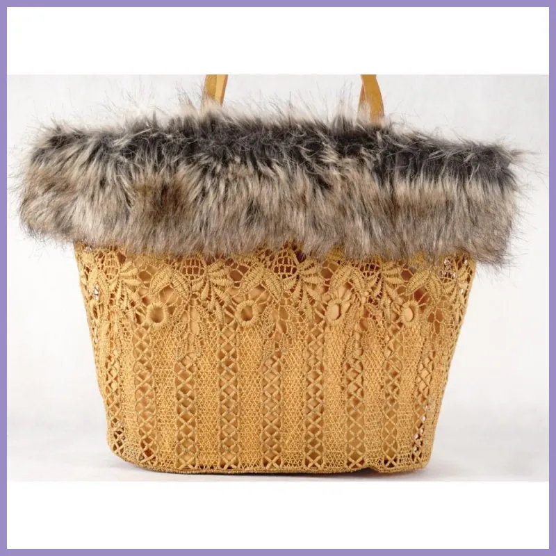Nagyméretű szőrmés válltáska csipkéből, sárga lupusbag-hu 2