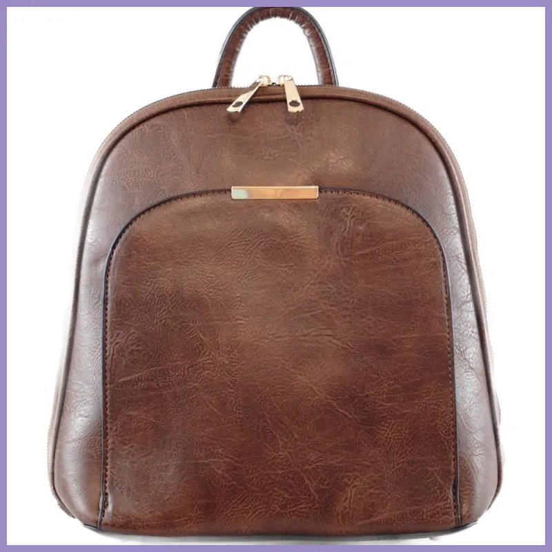 Női mini hátizsák (válltáskaként is hordható), elöl nagy zseb, műbőr, barna lupusbag-hu 1