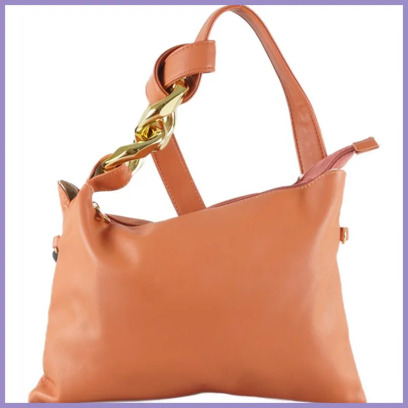 Női válltáska nagy láncszemmel, műbőr, barack lupusbag-hu 1