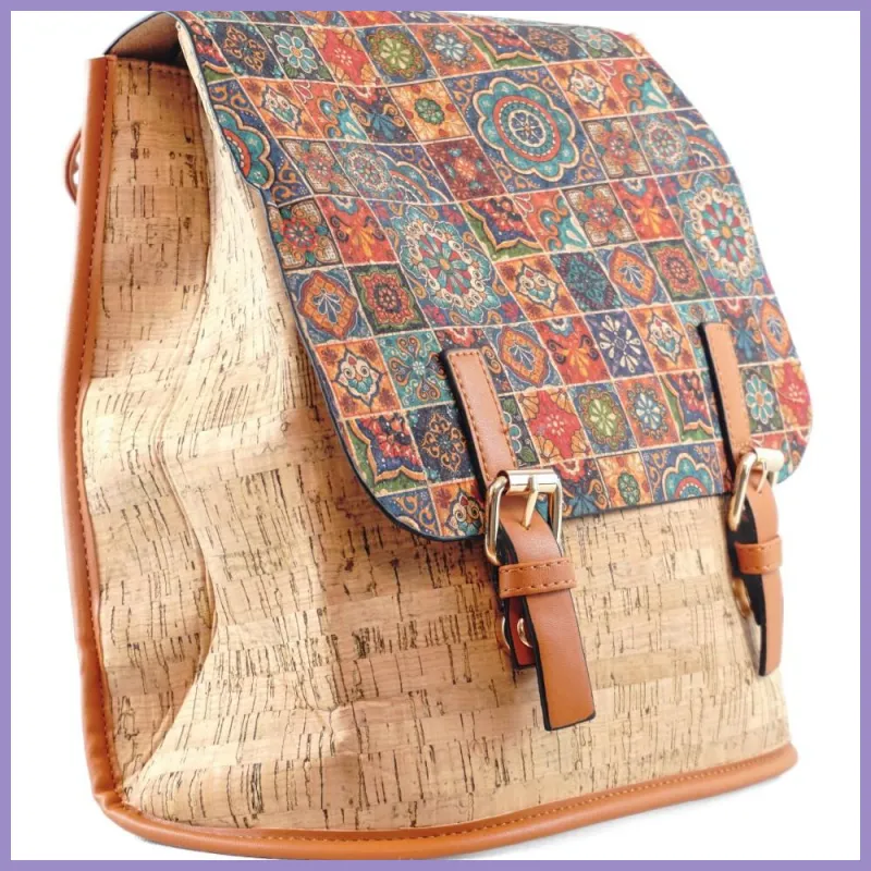 Parafa női hátitáska díszcsattal, minta1 lupusbag-hu 2