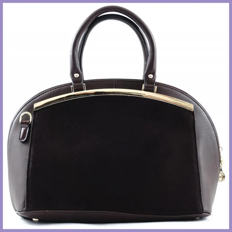 Silvia Rosa elegáns női kézitáska elején arany színű fém díszítéssel, rostbőr, barna lupusbag-hu 1