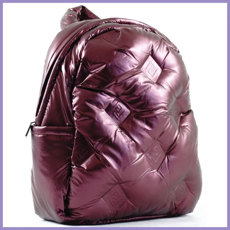 Silvia Rosa női hátitáska vízhatlan anyagból steppelt mintával, bordó lupusbag-hu 2