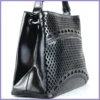 Silvia Rosa női kézitáska lézervágott mintával, műbőr, fekete lupusbag-hu 3