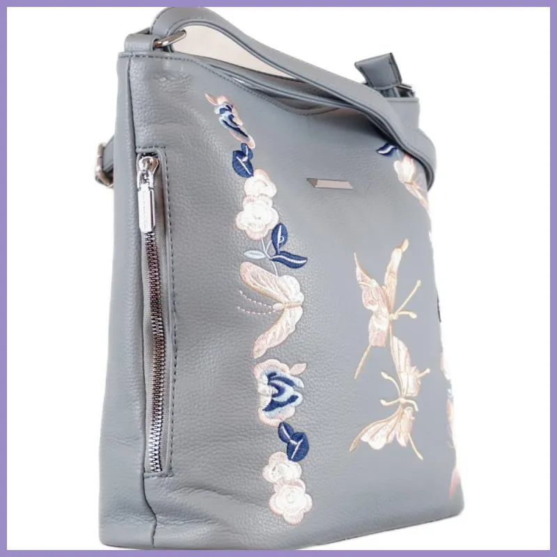 Silvia Rosa női válltáska hímzett pillangós mintával, műbőr, kék lupusbag-hu 2