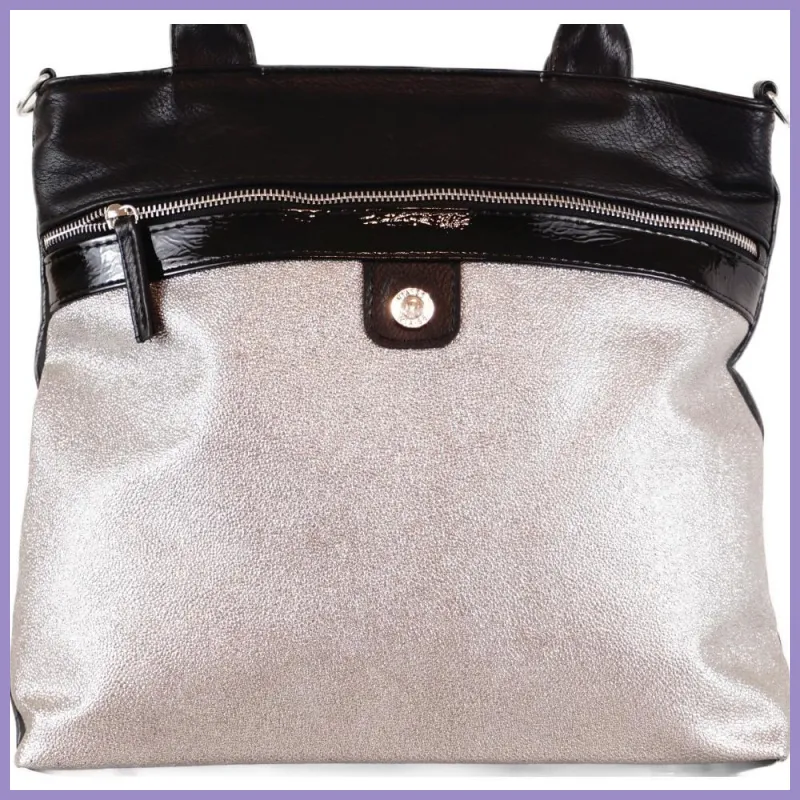 VIA55 nagyméretű női válltáska elöl nagy zsebbel, rostbőr, ezüst lupusbag-hu 2