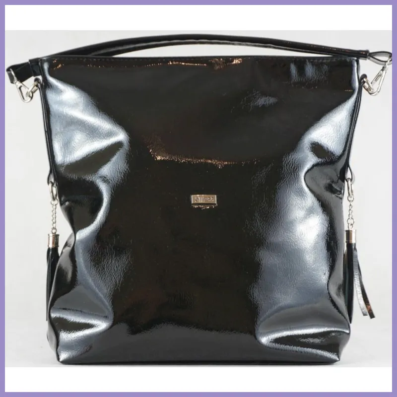 VIA55 nagyméretű női válltáska, rostbőr, lakk-fekete lupusbag-hu 1