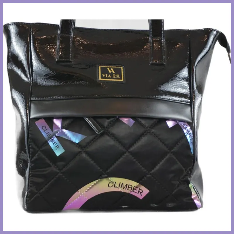 VIA55 nagyméretű válltáska, színes betűkkel díszítve, lakk-fekete lupusbag-hu 2