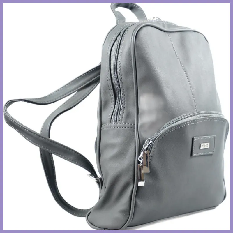 VIA55 női hátitáska elején íves zsebbel, rostbőr, szürke lupusbag-hu 2