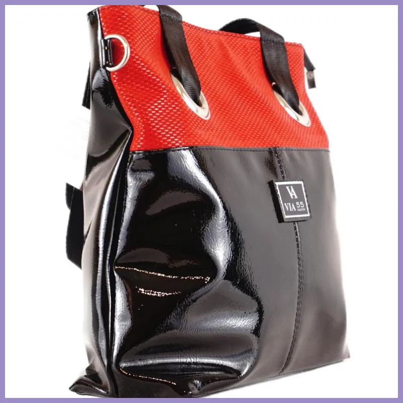 VIA55 női karikás válltáska, rostbőr, piros lupusbag-hu 2