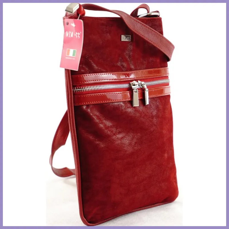 VIA55 női keresztpántos kistáska elöl széles zsebbel, rostbőr, vörös lupusbag-hu 2