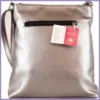 VIA55 női keresztpántos táska széles bojtos zsebbel, rostbőr, ezüst lupusbag-hu 3