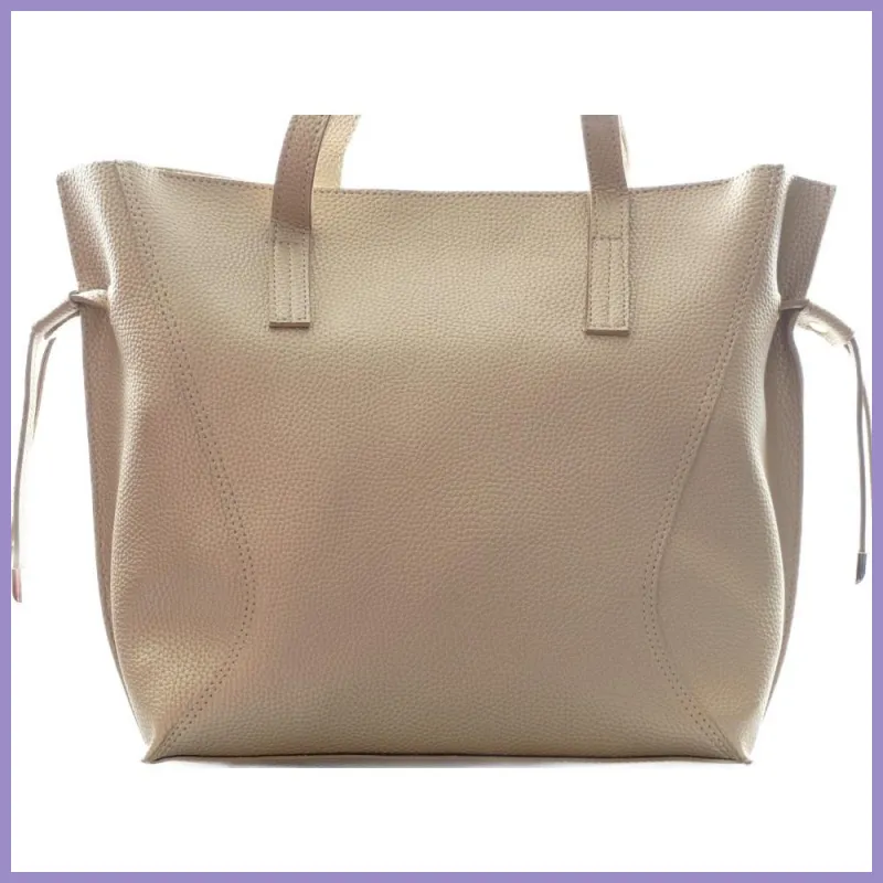 VIA55 női válltáska oldalt összehúzható, rostbőr, arany lupusbag-hu 4